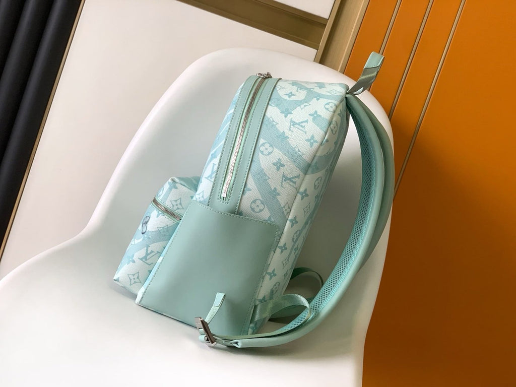Louis Vuitton M22519 Discovery Backpack