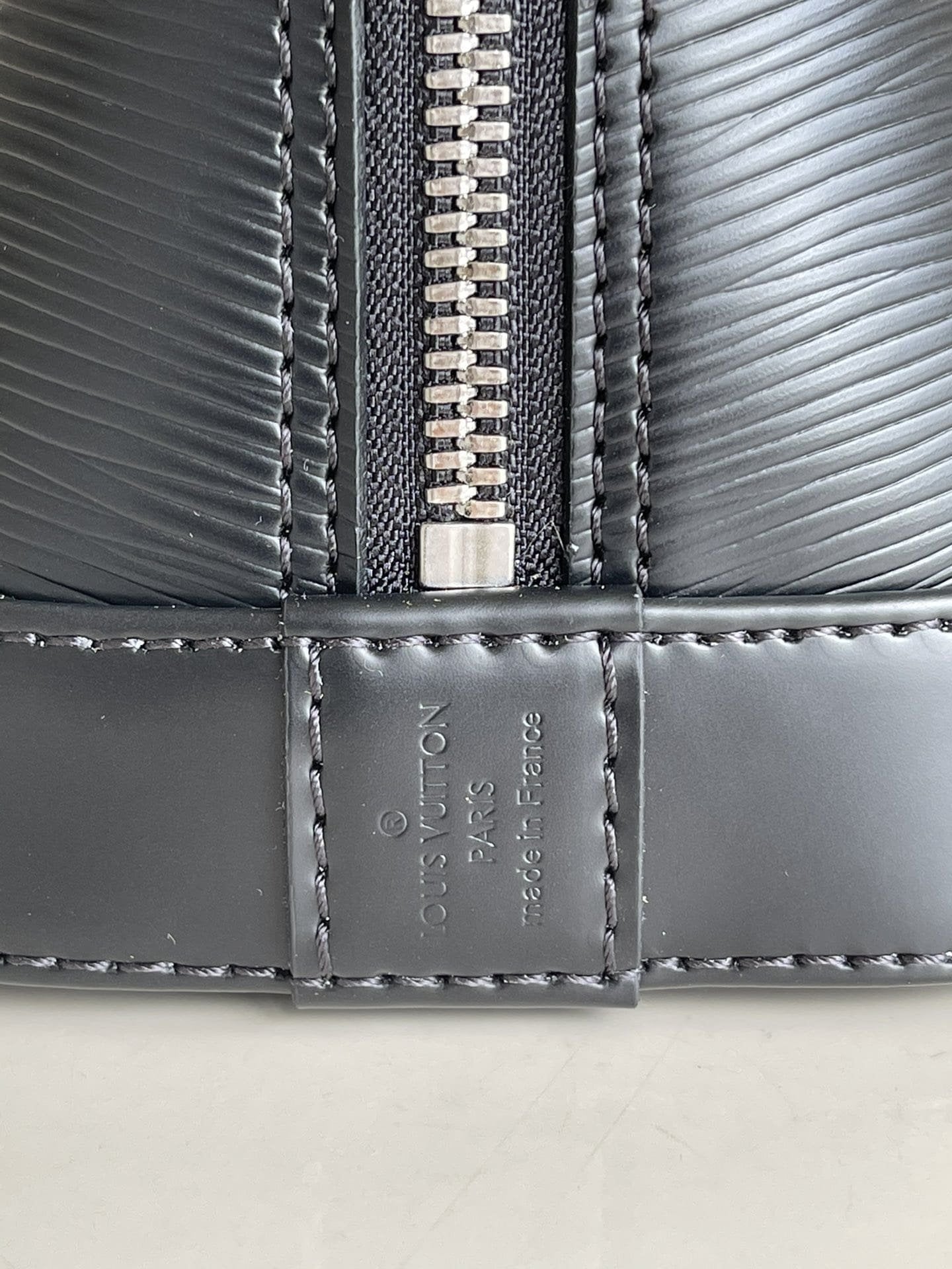 Louis Vuitton M40302 Alma PM