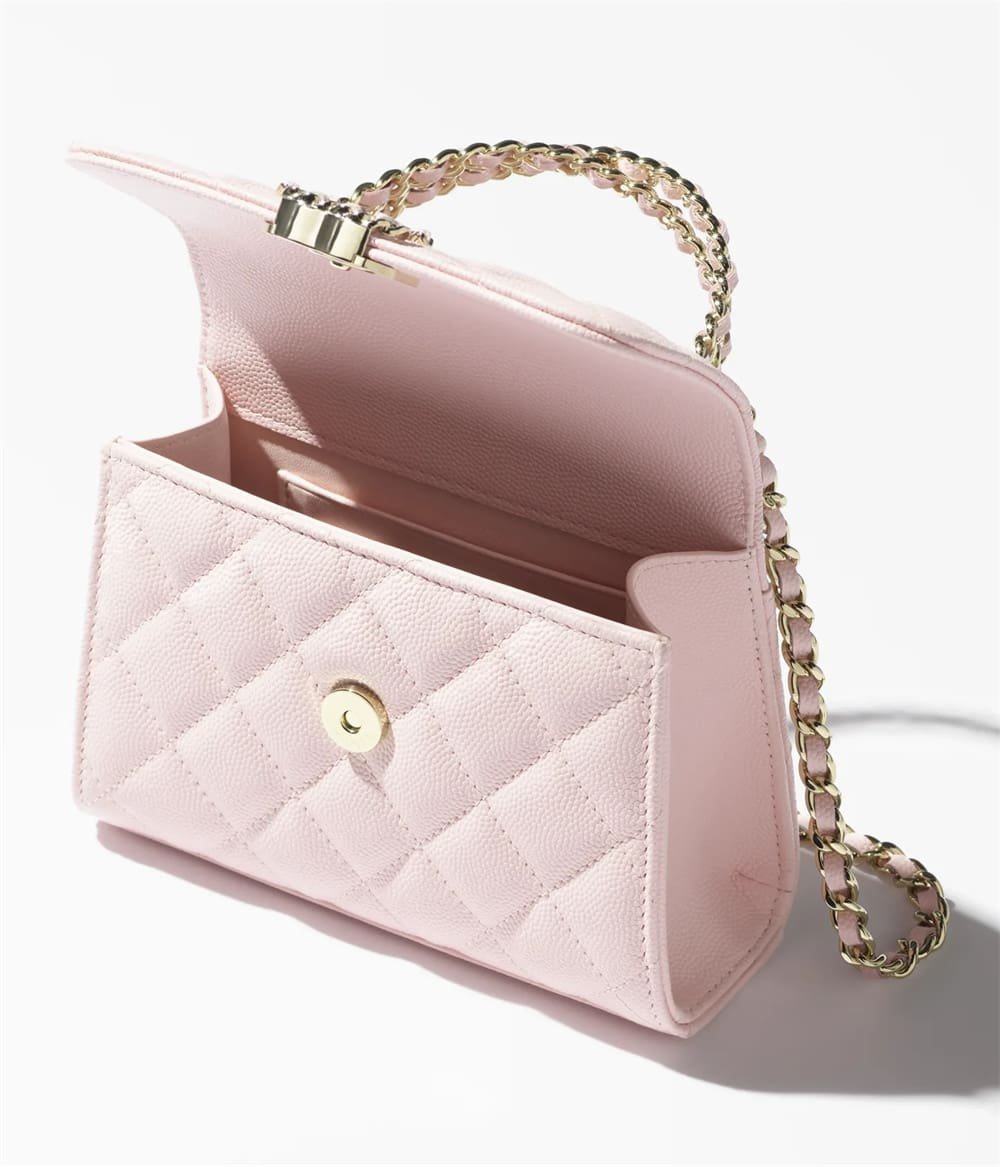 Chanel Clutch with chain