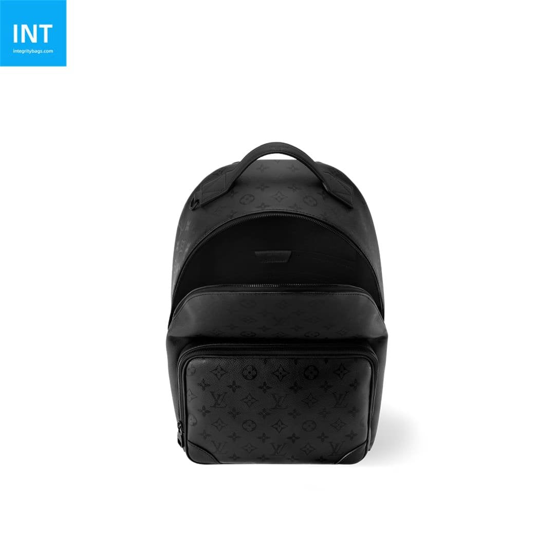 Louis Vuitton M26765 Discovery Cargo Backpack