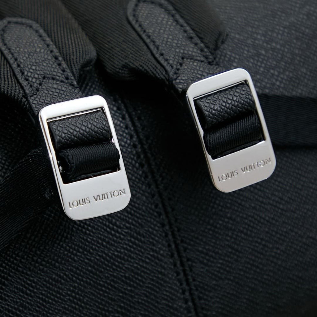 Louis Vuitton M31033 Discovery Backpack