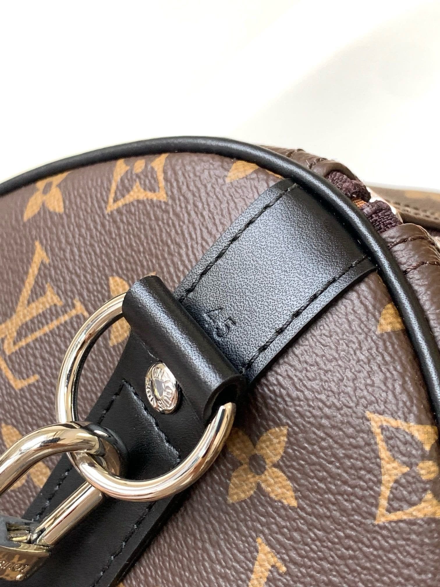 Louis Vuitton M56711 Keepall Bandoulière 45