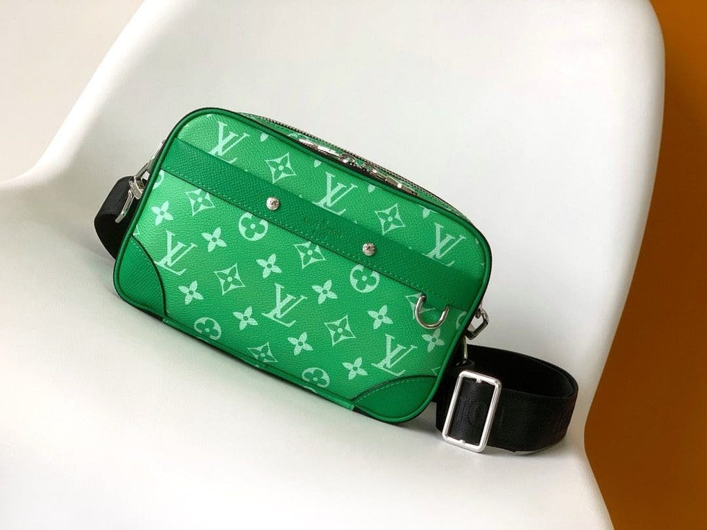 Louis Vuitton M31014 Alpha Messenger