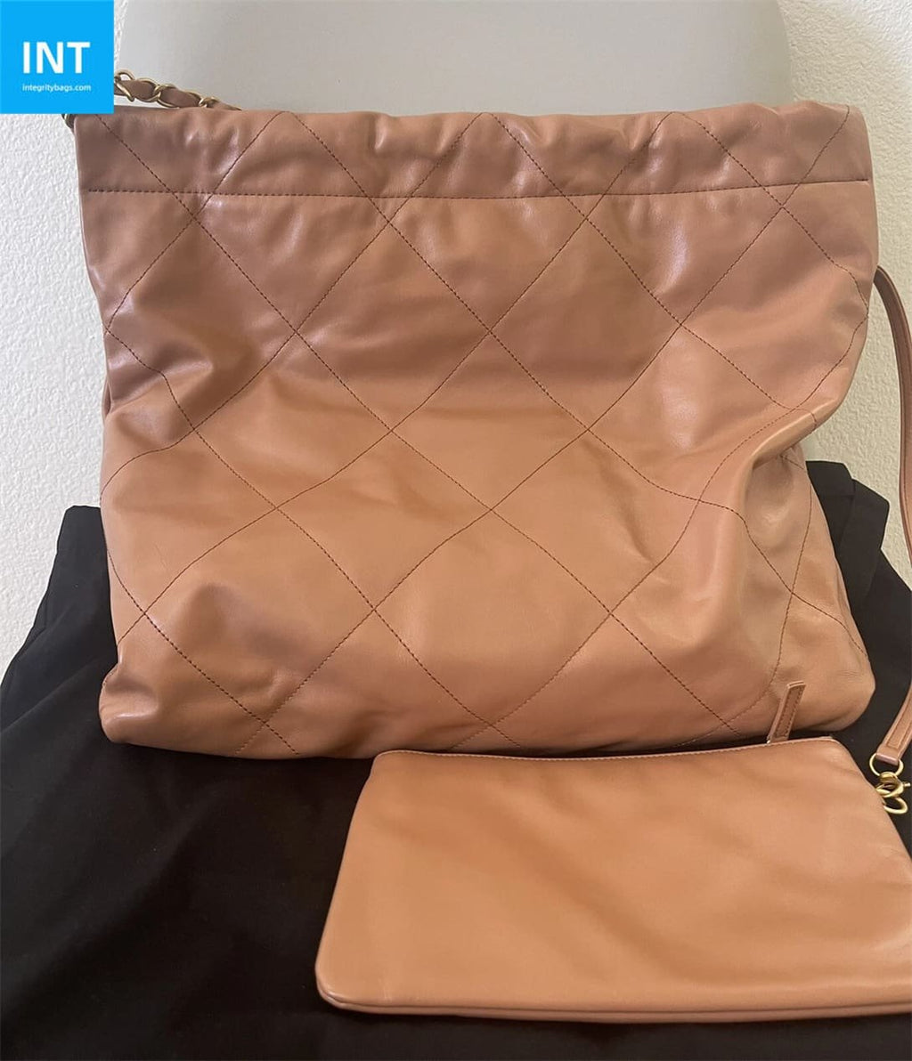 CHANEL 22 TOTE BAG
