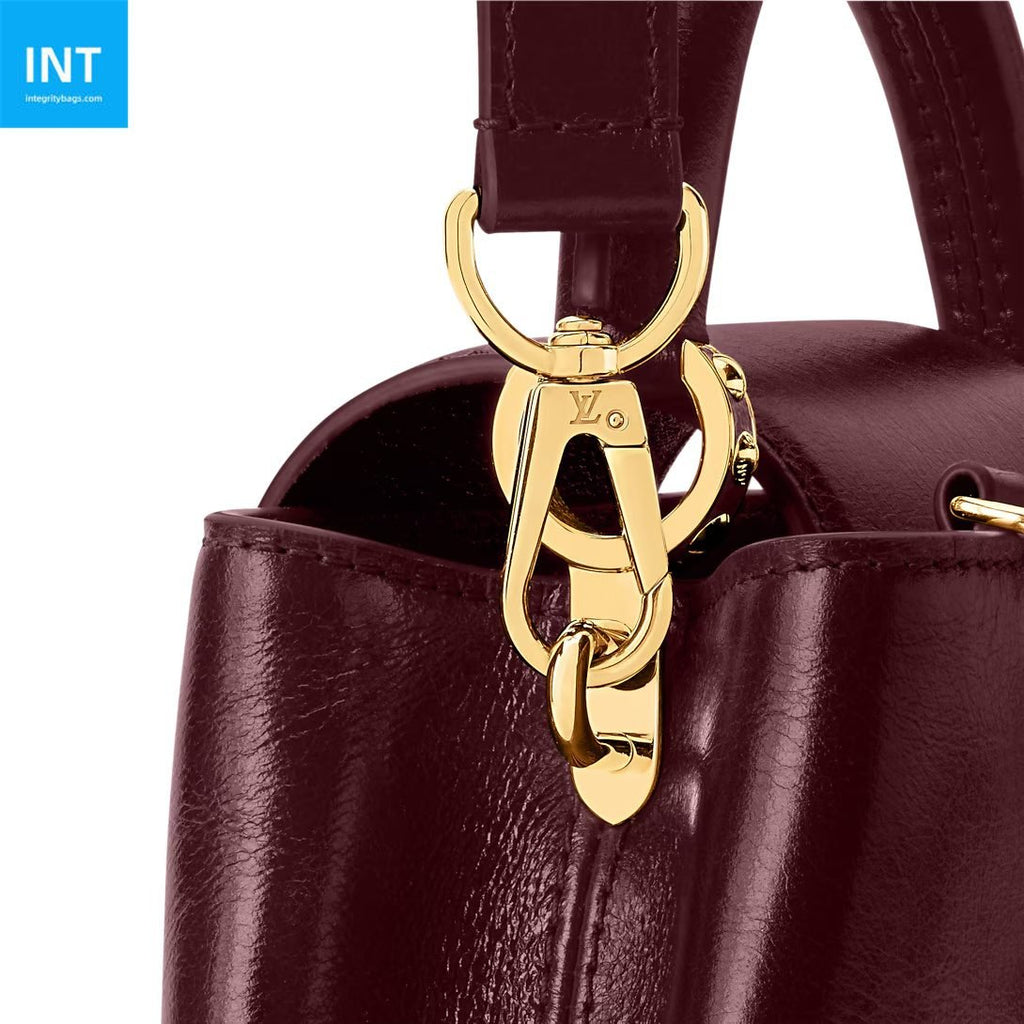 Louis Vuitton M25473 Capucines East-West Mini