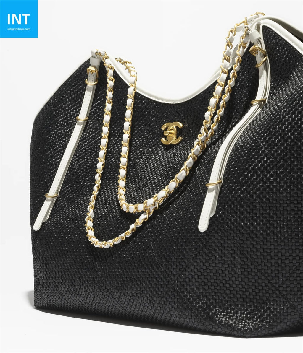 CHANEL Maxi Shopping Bag