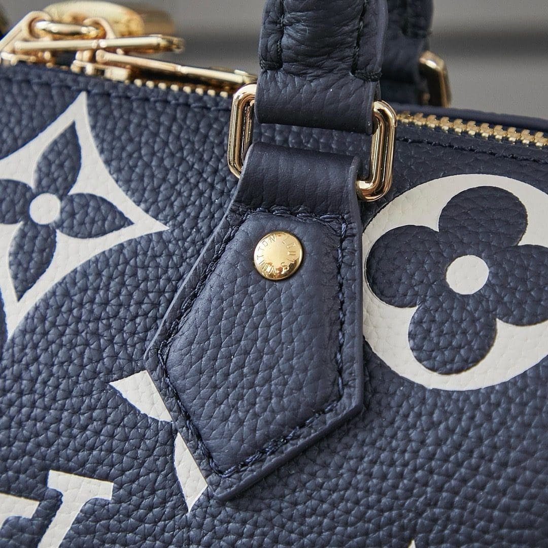 Louis Vuitton M47048 Speedy Bandoulière 20
