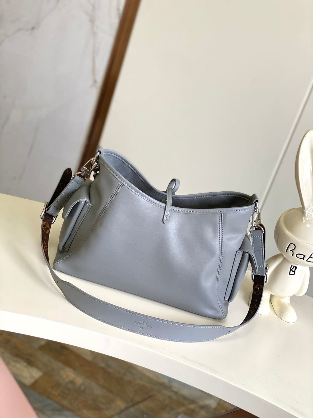 Louis Vuitton M12579 CarryAll Cargo PM