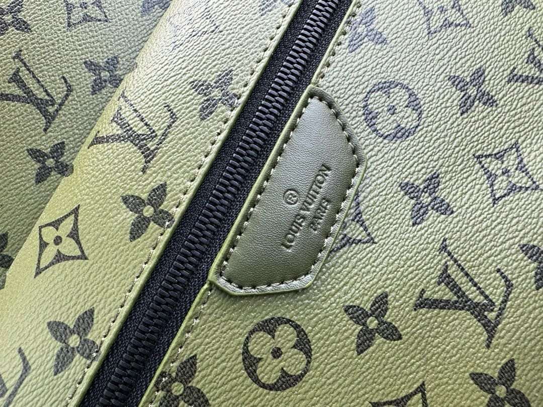 Louis Vuitton Discovery Backpack PM M46802