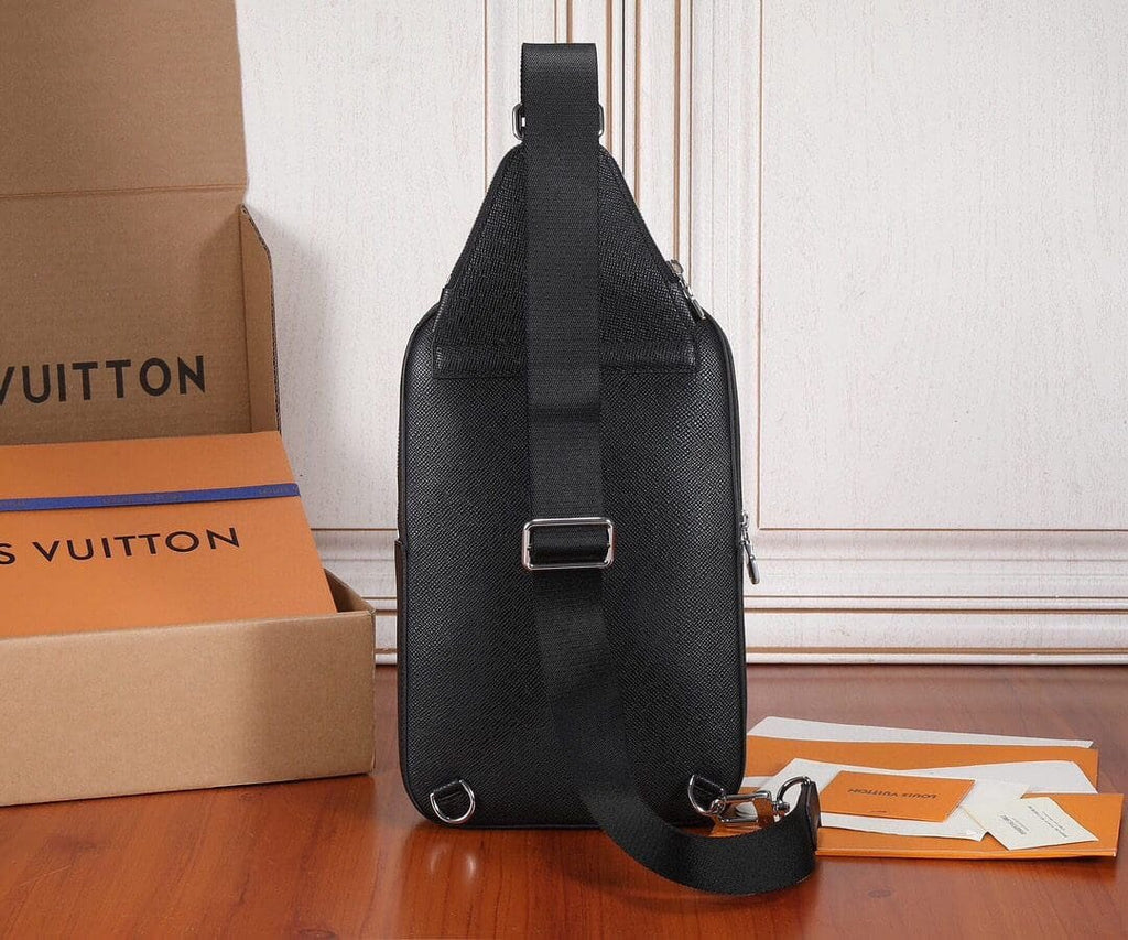 Louis Vuitton M30863 Avenue Slingbag NM