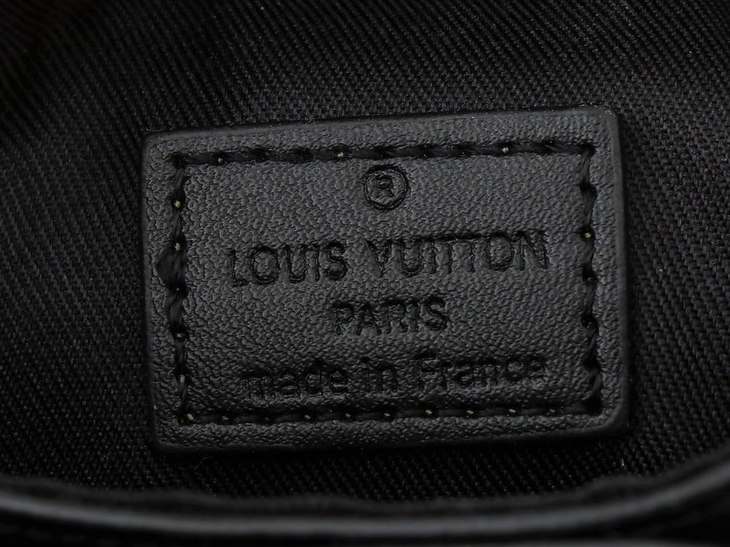 Louis Vuitton M82252 S-Lock Vertical Wearable Wallet
