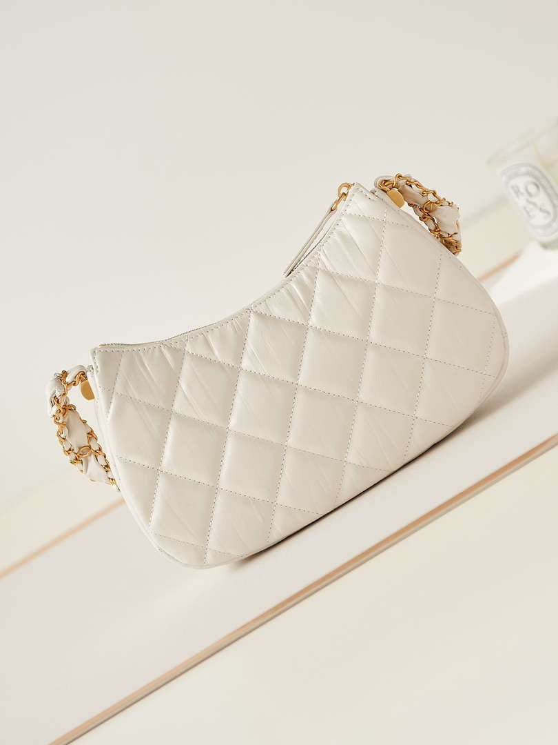 Chanel AS4422 23K Hobo Bag Lambskin Gold Metal White