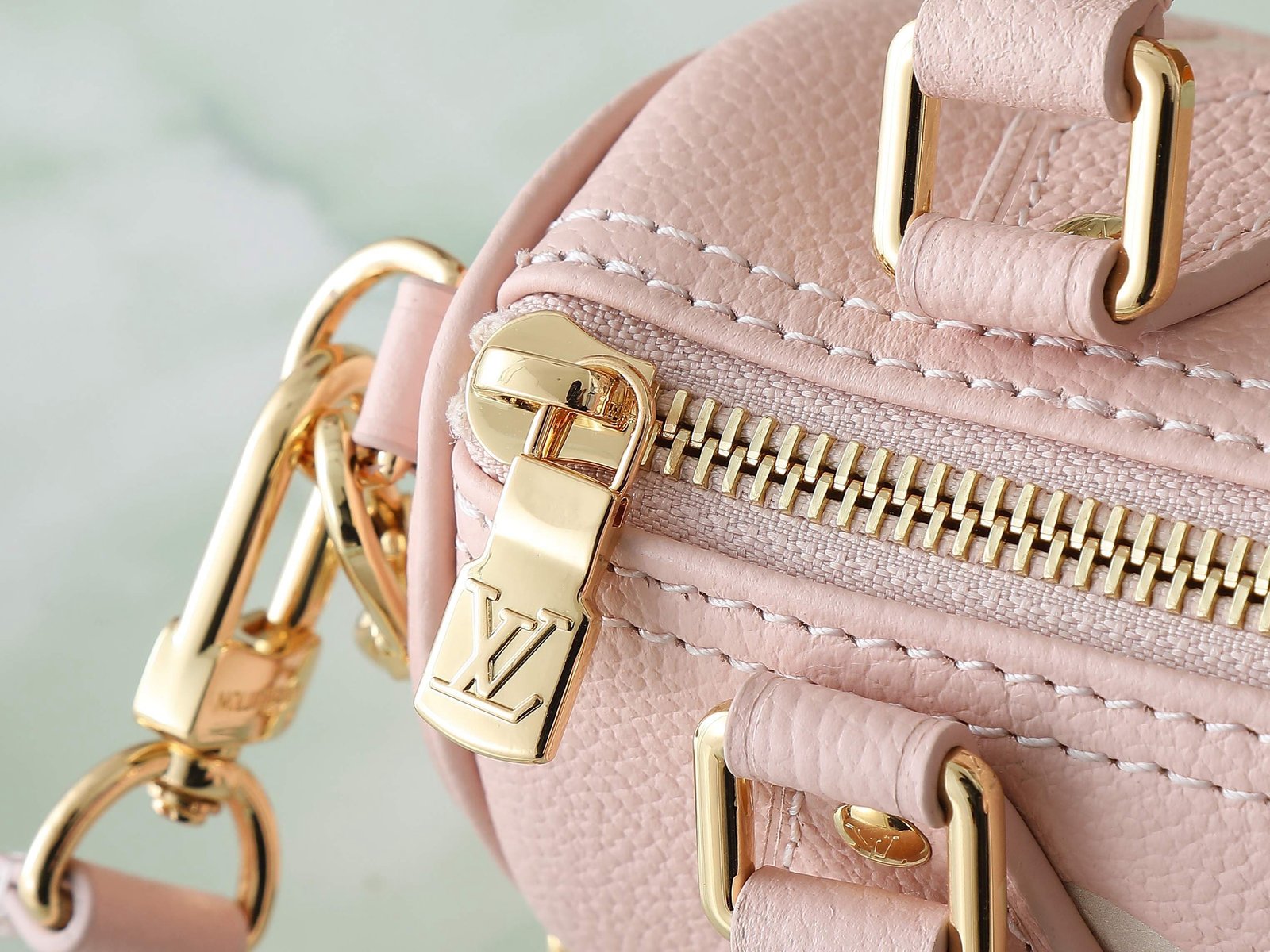 Louis Vuitton M14226 Nano Speedy