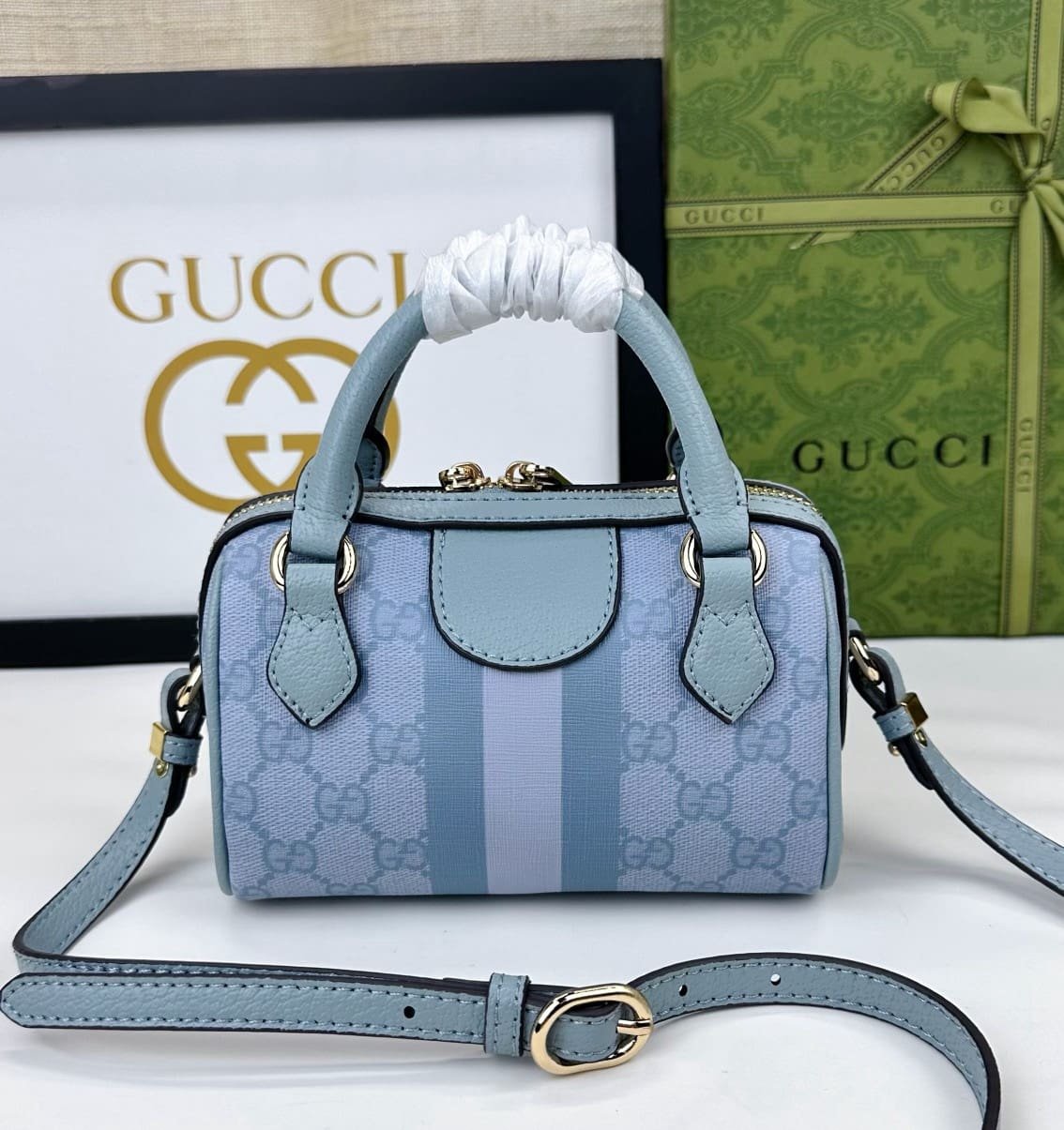 GUCCI Ophidia GG super mini bag