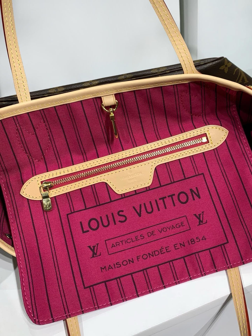 Louis Vuitton M41245 Neverfull PM