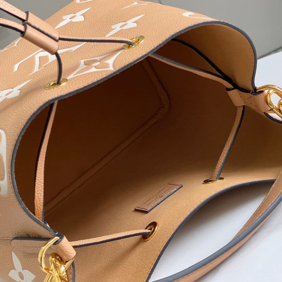 Louis Vuitton NEONOE MM M45808