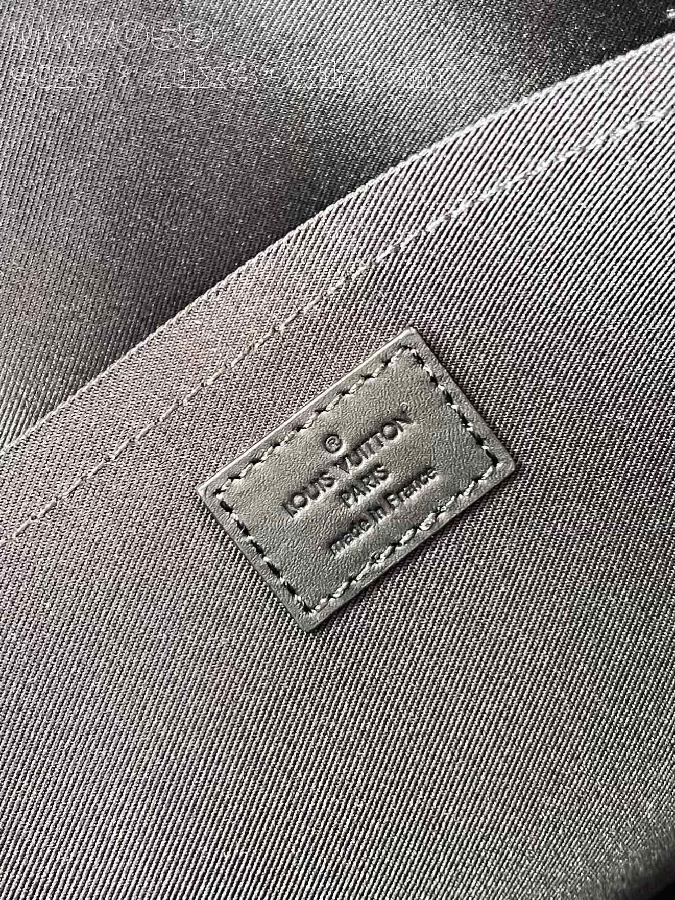 Louis Vuitton M47059 Sac Plat 24H