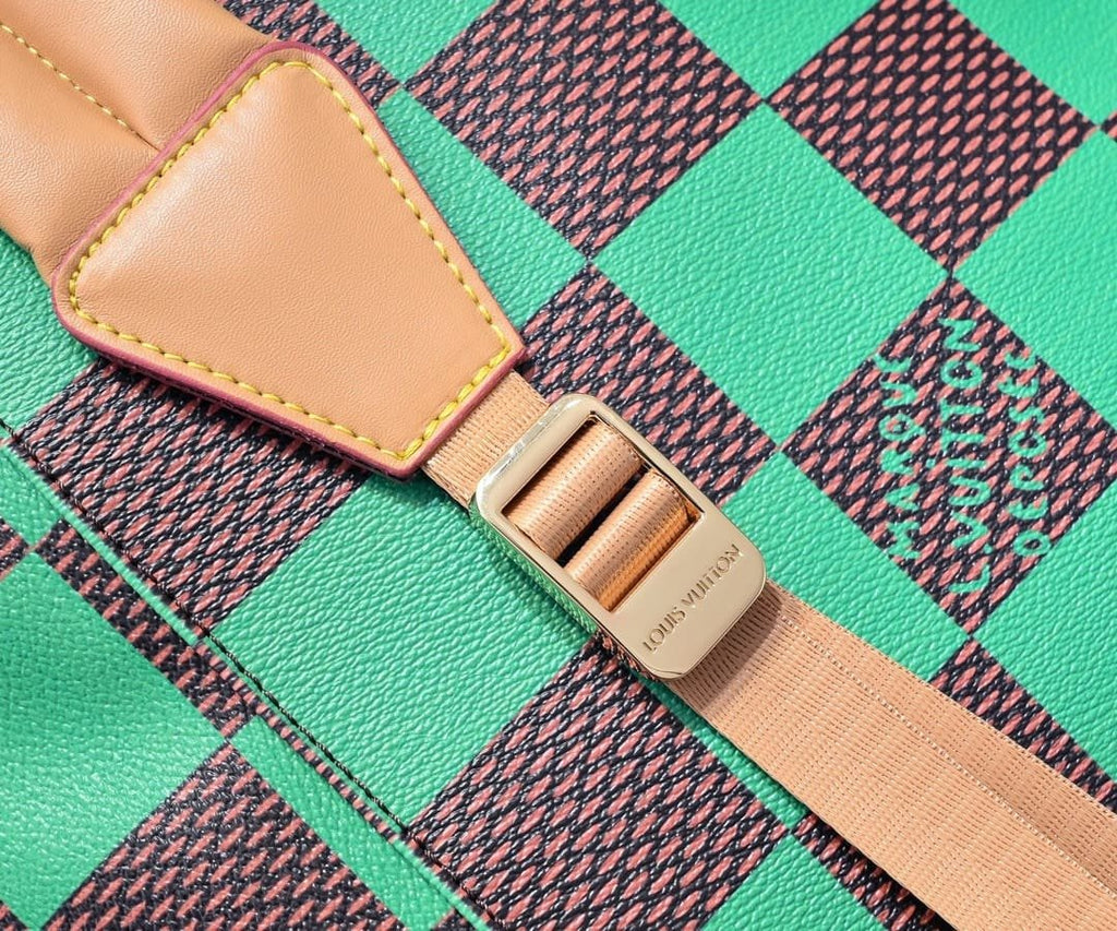 Louis Vuitton N40564 Christopher MM
