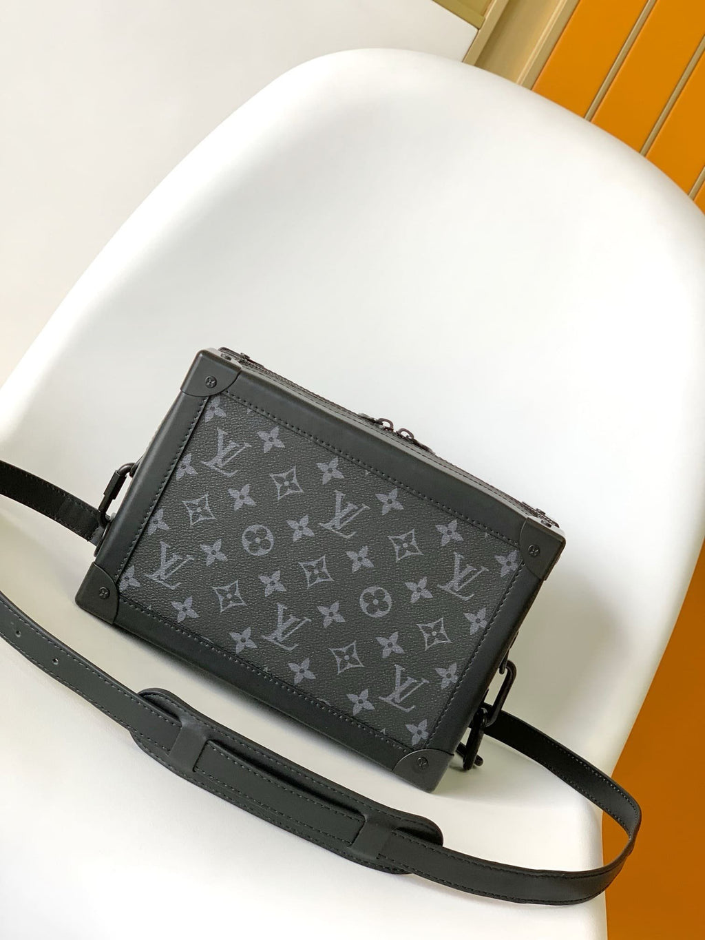 Louis Vuitton M44730 Soft Trunk