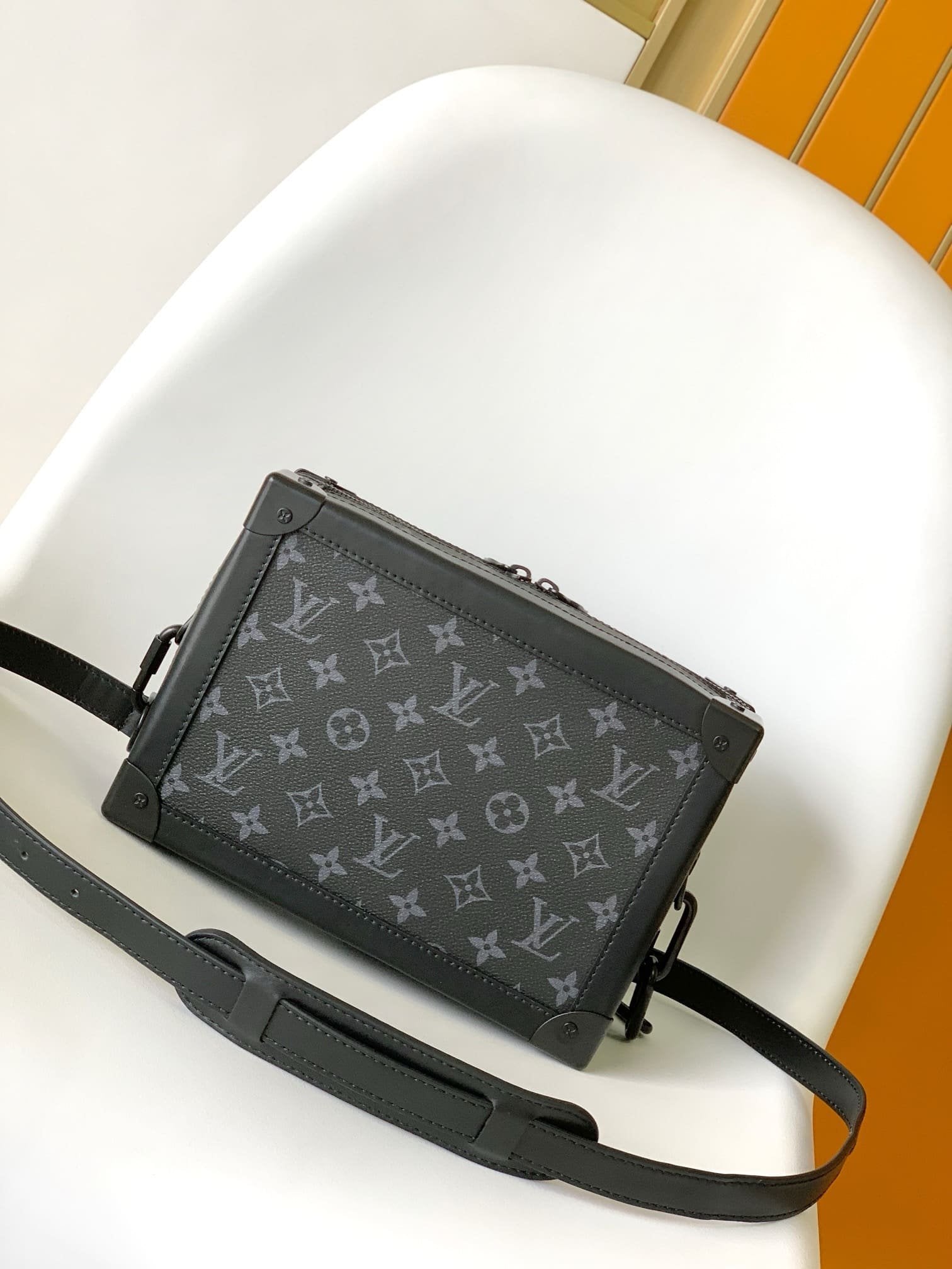 Louis Vuitton M44730 Soft Trunk