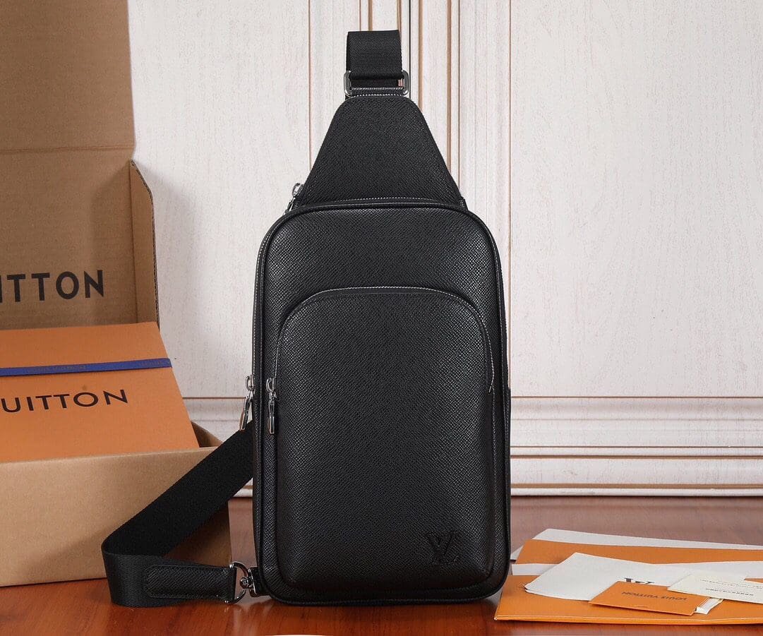 Louis Vuitton M30863 Avenue Slingbag NM
