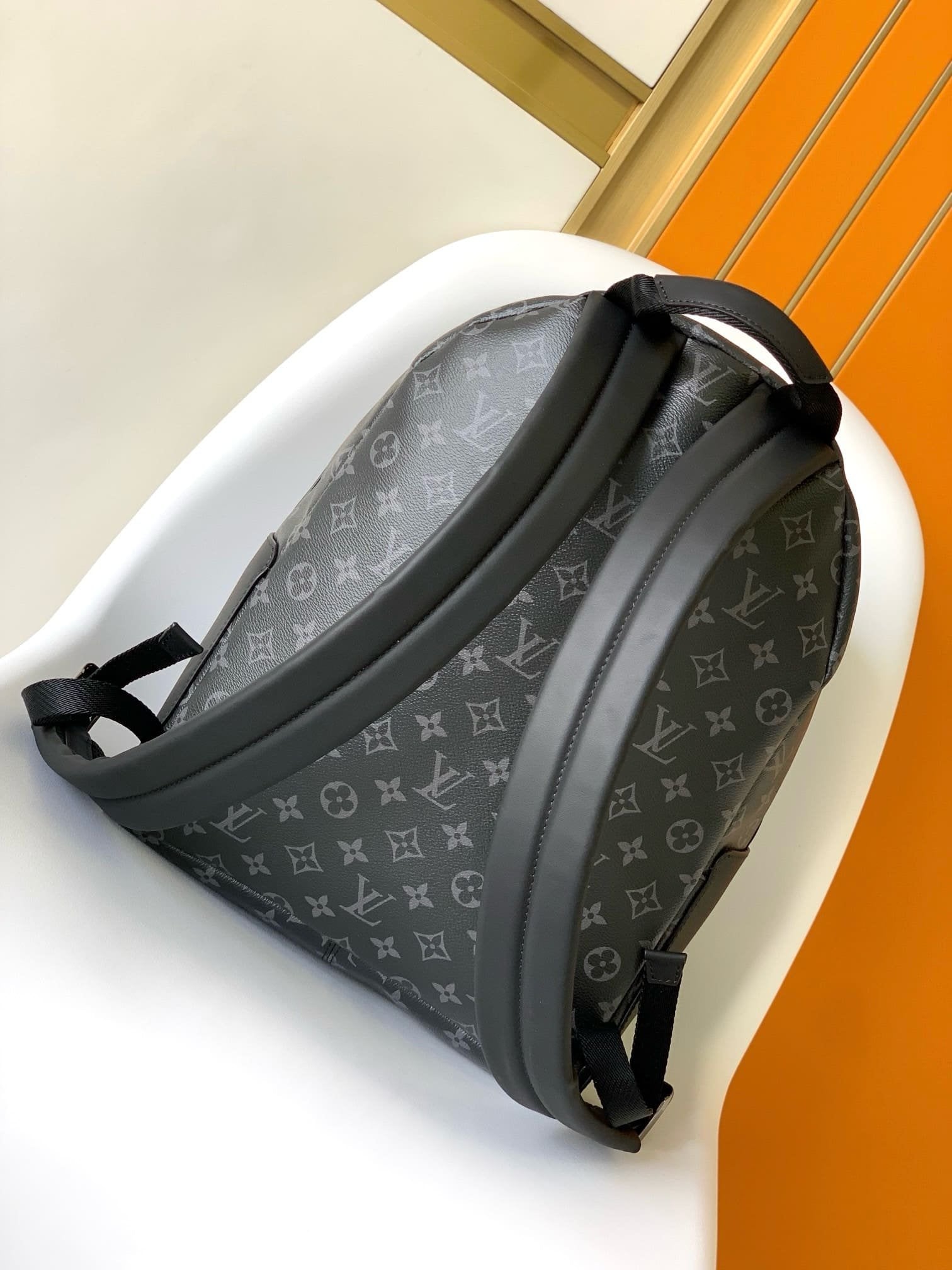 Louis Vuitton M22558 Discovery Backpack PM