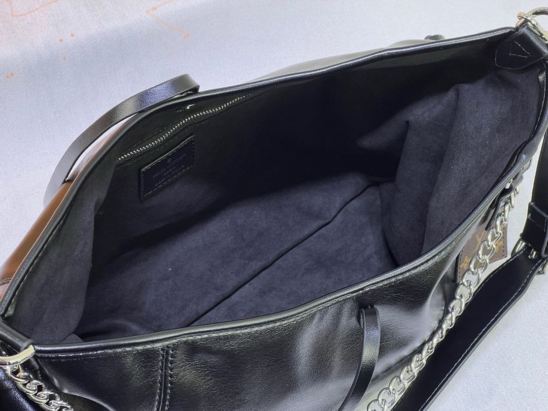 Louis Vuitton M24861 CarryAll Cargo PM