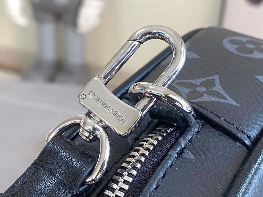 Louis Vuitton M82770 Nano Porte Documents Voyage