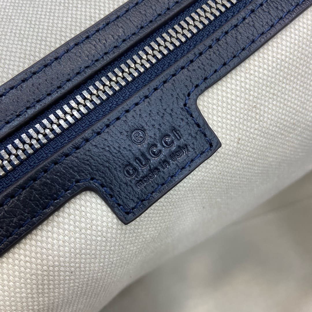 GUCCI SAVOY LARGE DUFFLE BAG