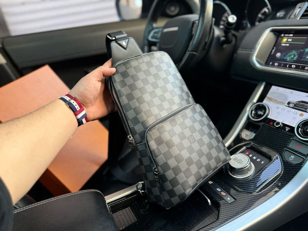 Louis Vuitton Avenue Slingbag N41719