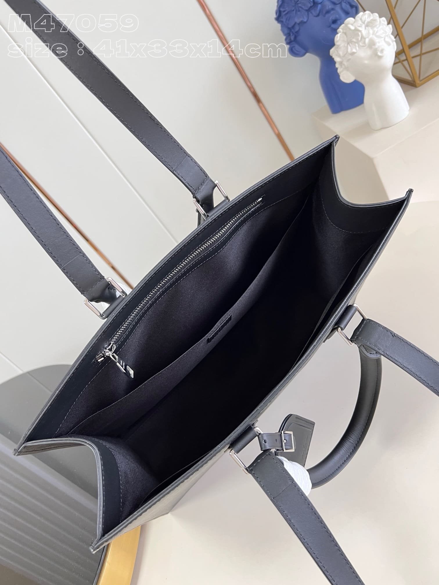 Louis Vuitton M47059 Sac Plat 24H