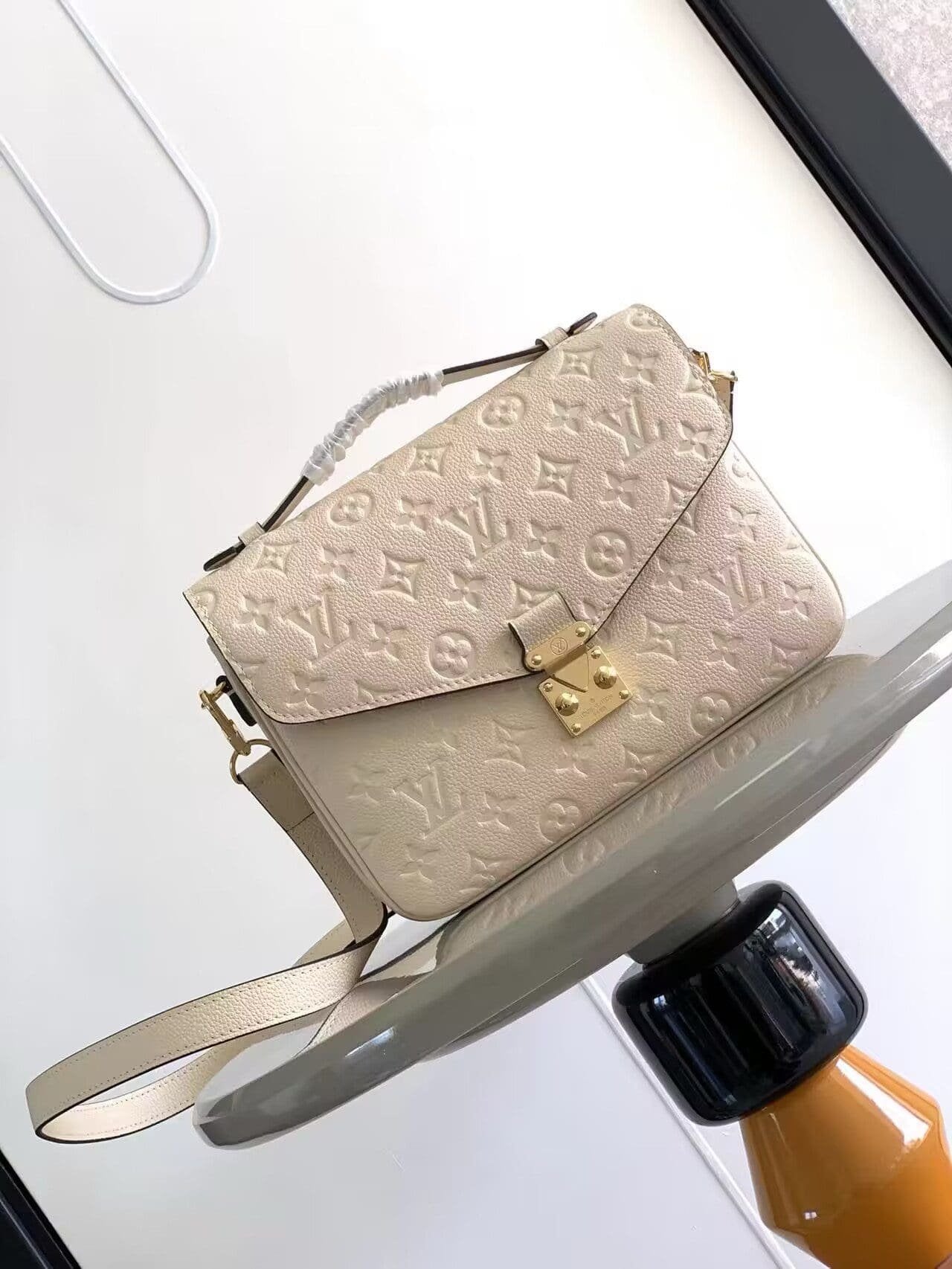 Louis Vuitton M44881 Pochette Métis