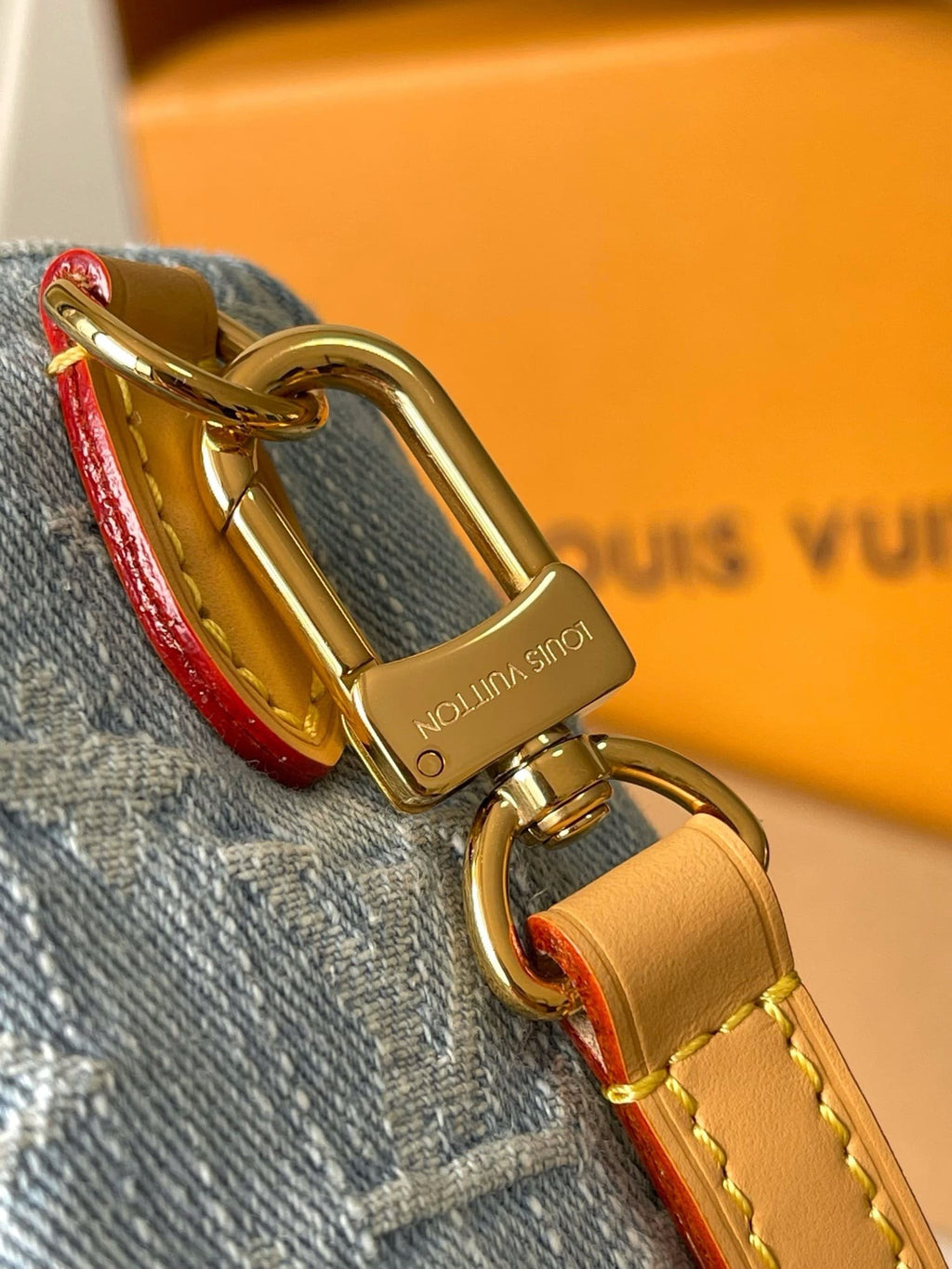 Louis Vuitton M11212 Nano Speedy