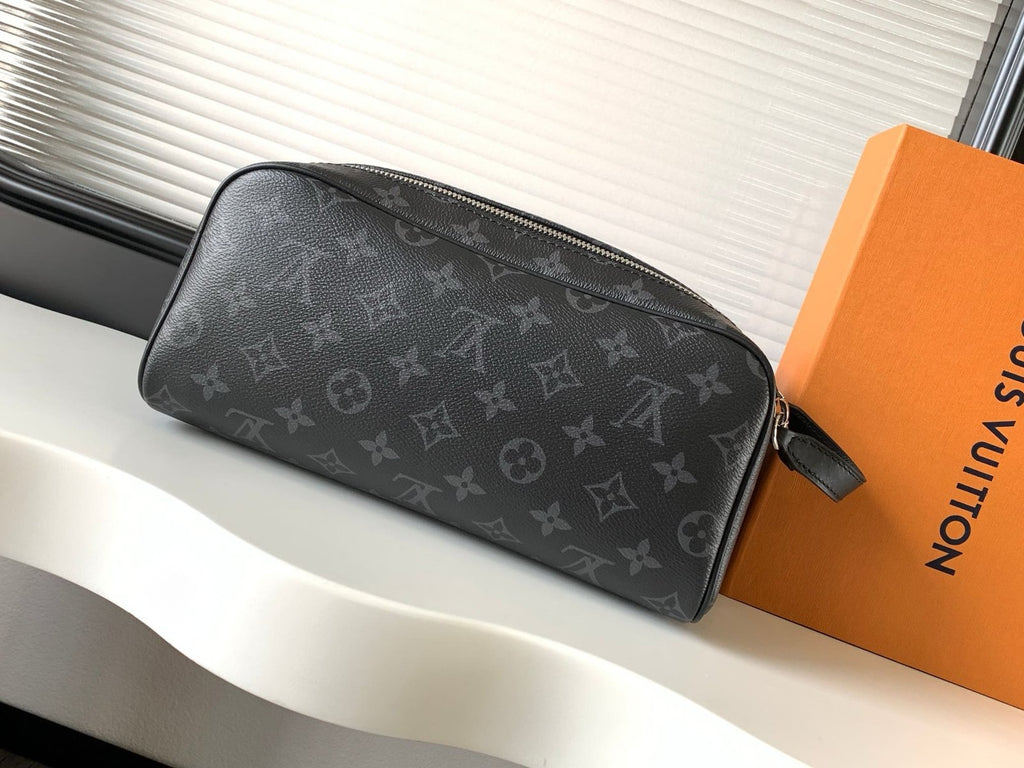 Louis Vuitton M46354 DOPP KIT toiletry bag