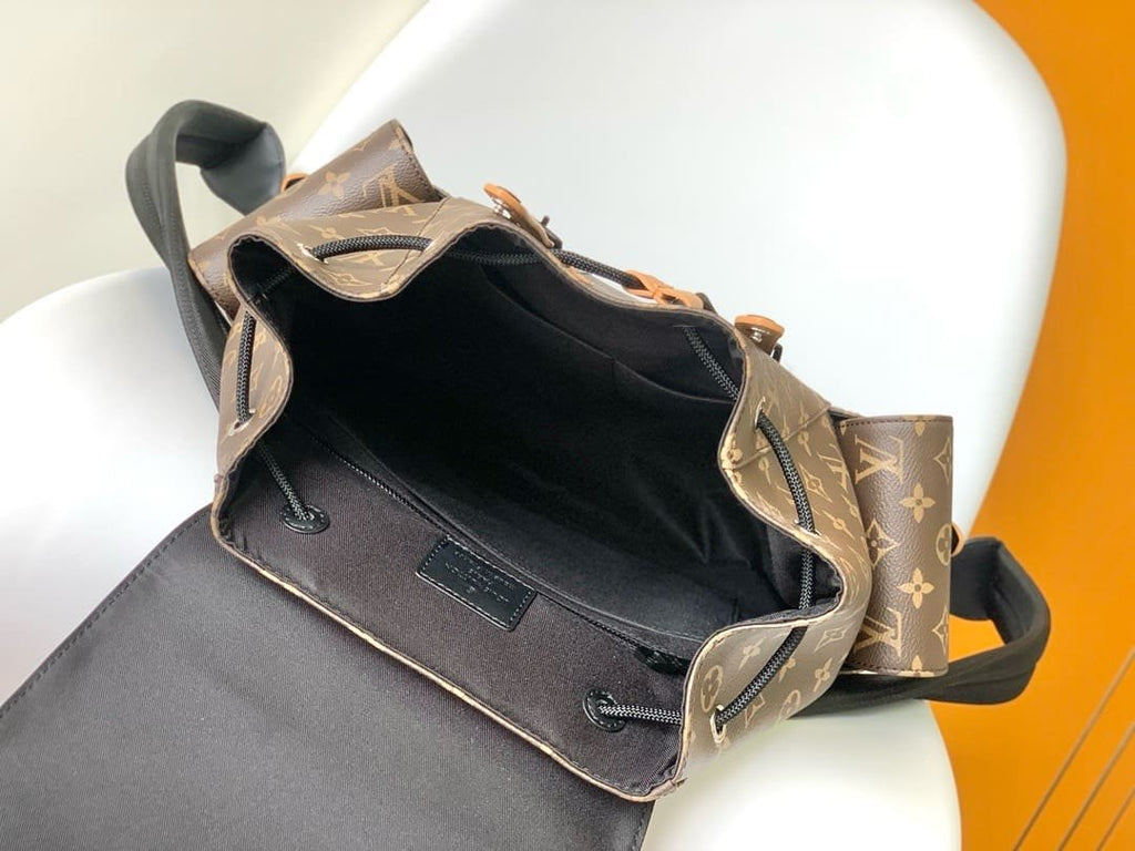 Louis Vuitton M46686 Christopher MM