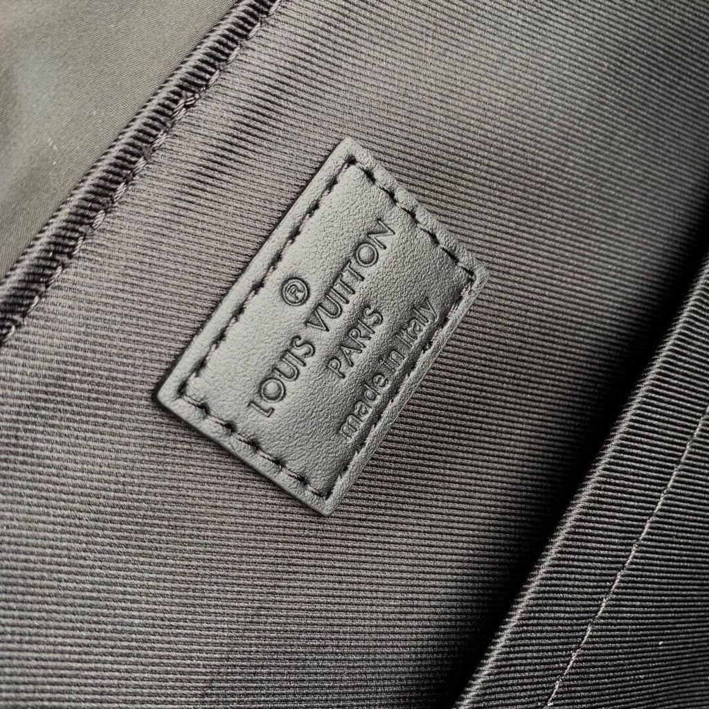 Louis Vuitton M46683 Montsouris Backpack