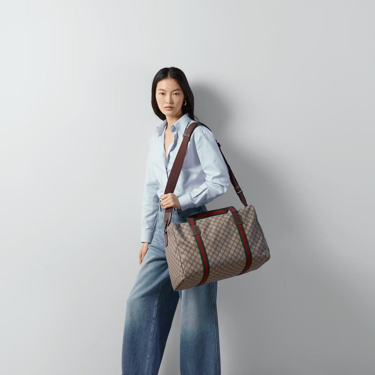 GUCCI MEDIUM DUFFLE BAG WITH WEB