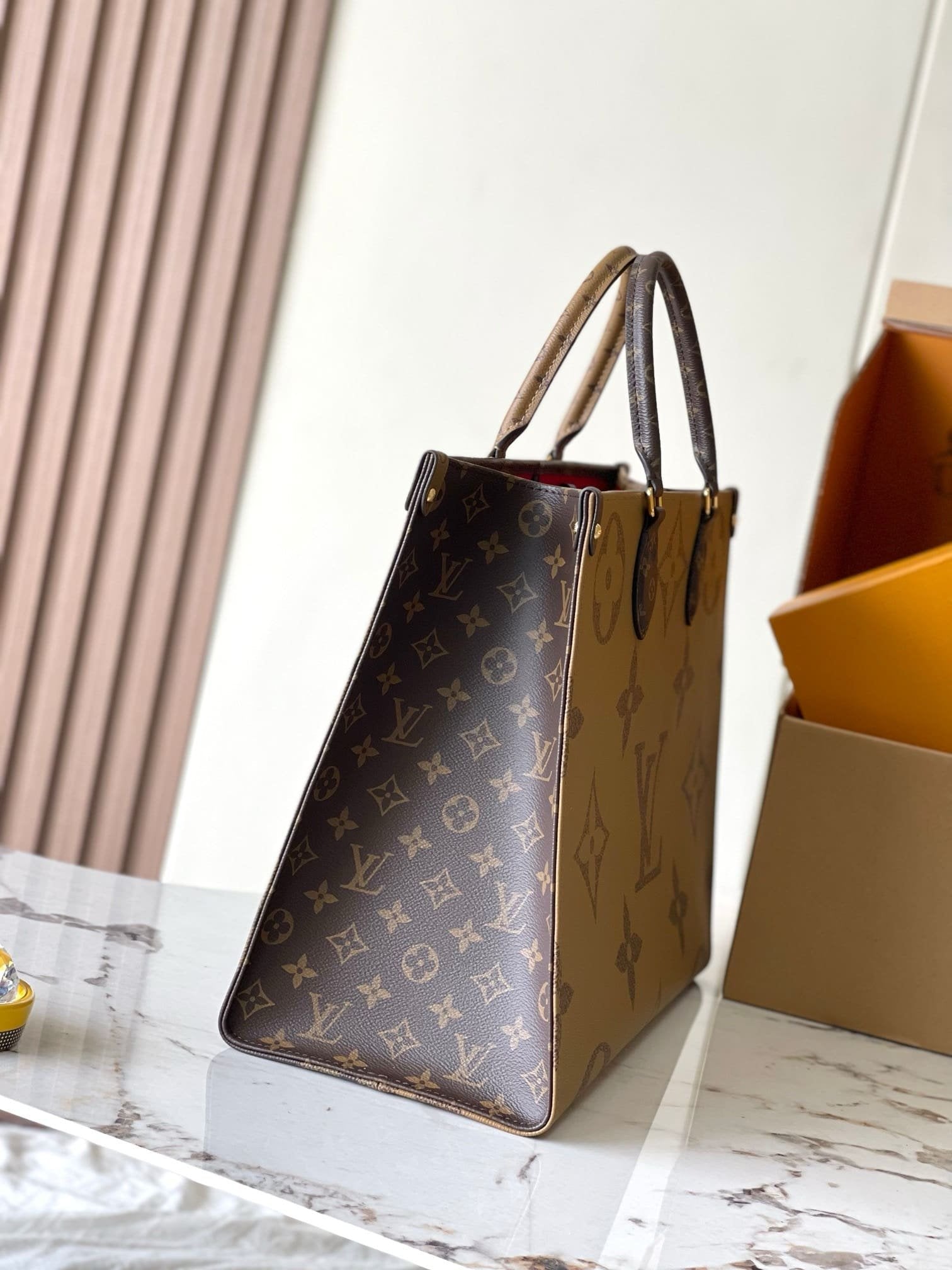 Louis Vuitton ONTHEGO GM M45320