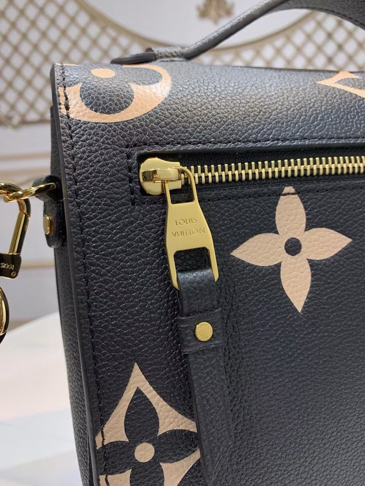 Louis Vuitton M45773 Pochette Métis