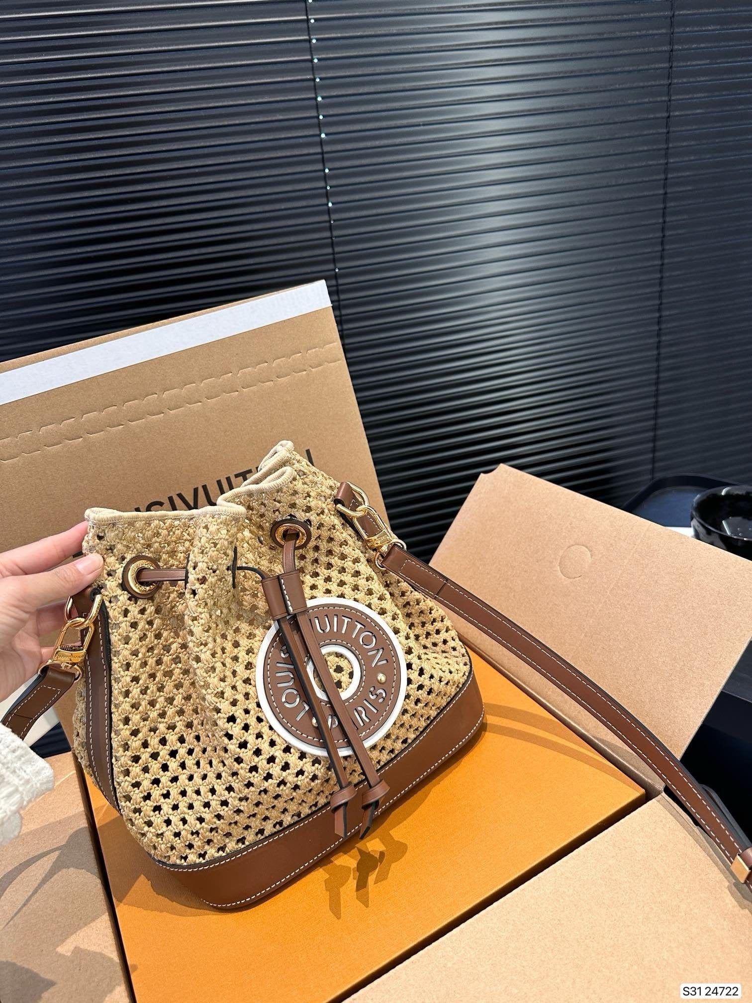 Louis Vuitton M24722 Noé BB