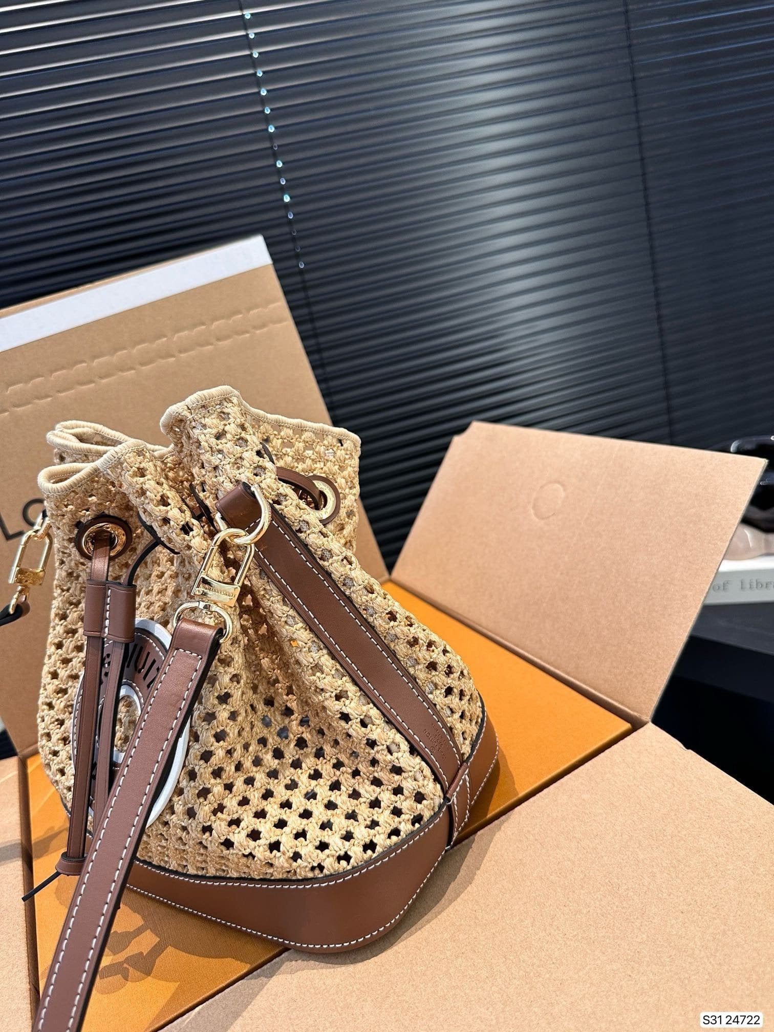 Louis Vuitton M24722 Noé BB