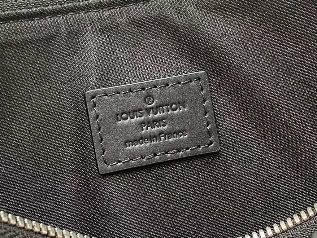 Louis Vuitton N40504 Takeoff Pouch