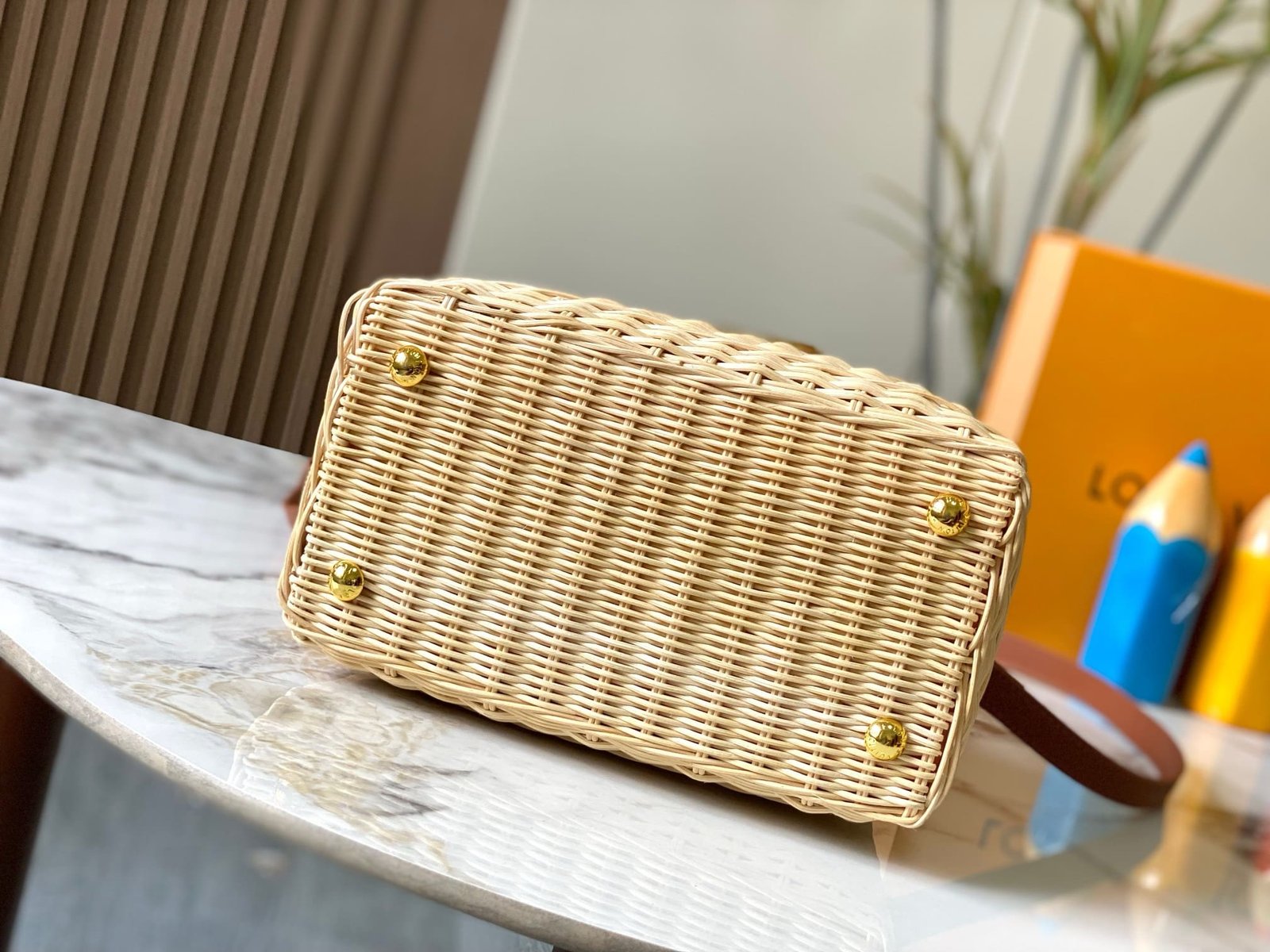 Louis Vuitton M11617 Capucines BB