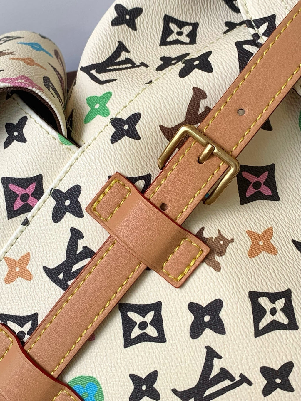 Louis Vuitton M25240 Christopher MM