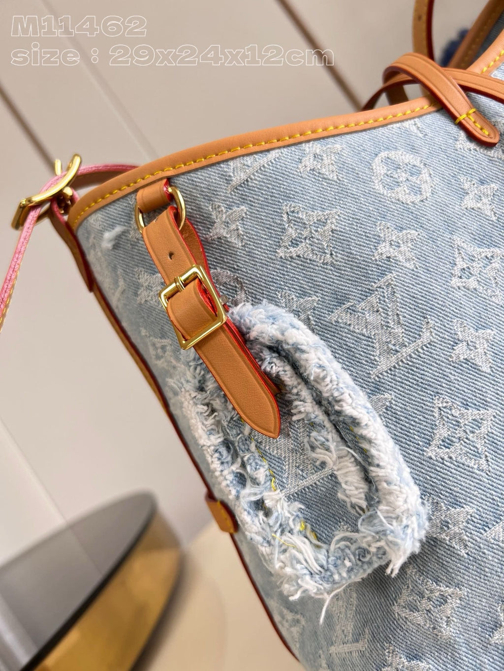 Louis Vuitton M11462 CarryAll PM