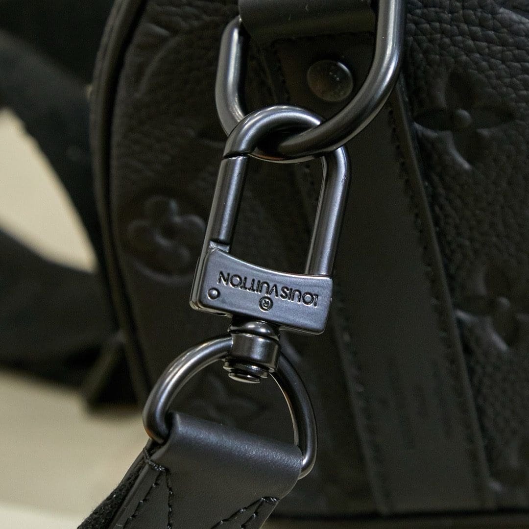 Louis Vuitton M20900 Keepall Bandoulière 25
