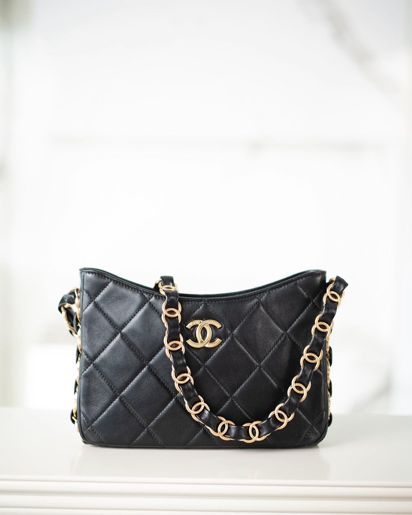 Chanel Hobo Handbag
