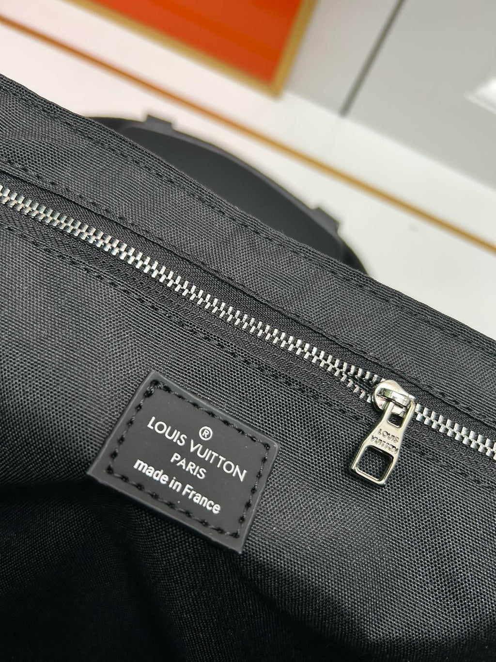 Louis Vuitton Messenger MM Voyager M40510