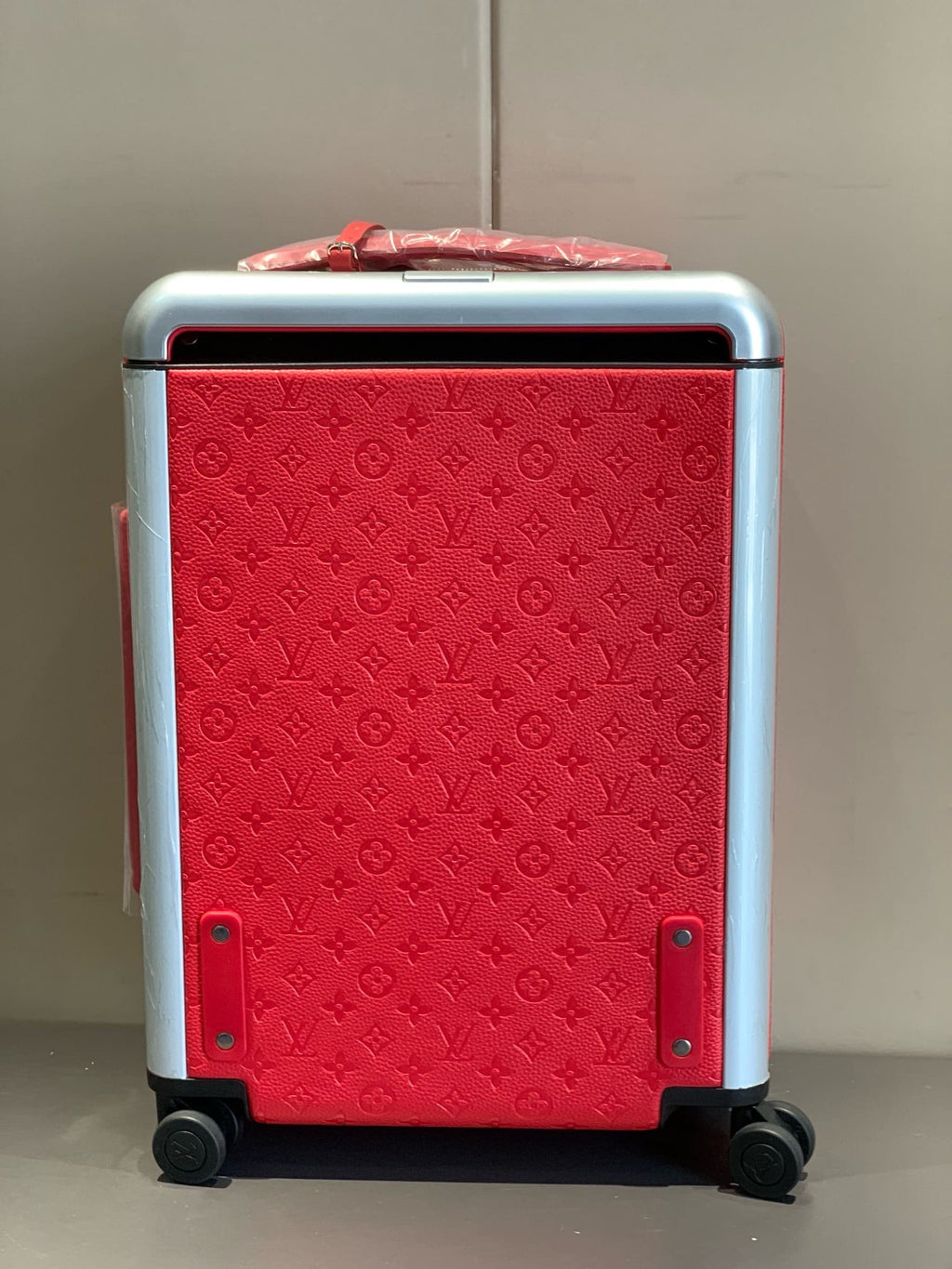 Louis Vuitton M23628 Horizon 55