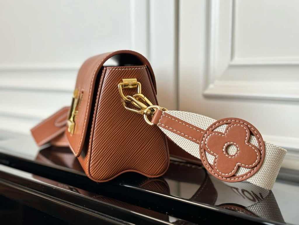 Louis Vuitton M24758 TWIST Medium Handbag